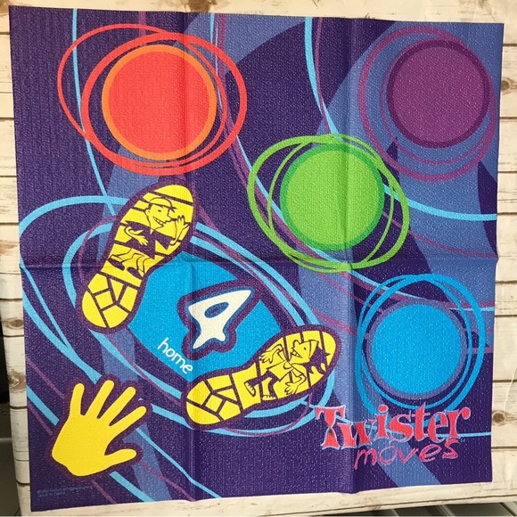 Twister Moves Dance Game with 4 CDs & 144 Dance Sessions by Milton Bradley Y2K - Picture 7 of 12